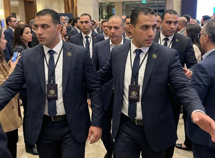 خدمات حماية الشخصيات الهامة والتنفيذيين في القاهرة مصر - أمن شخصي متميز إيجي بلانكو